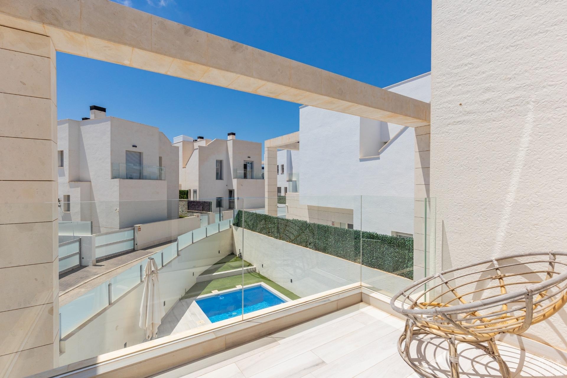 Herverkoop - Villa - Orihuela Costa - Lomas de Cabo Roig