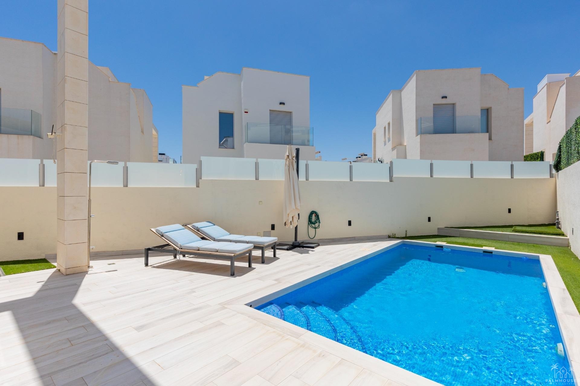 Herverkoop - Villa - Orihuela Costa - Lomas de Cabo Roig