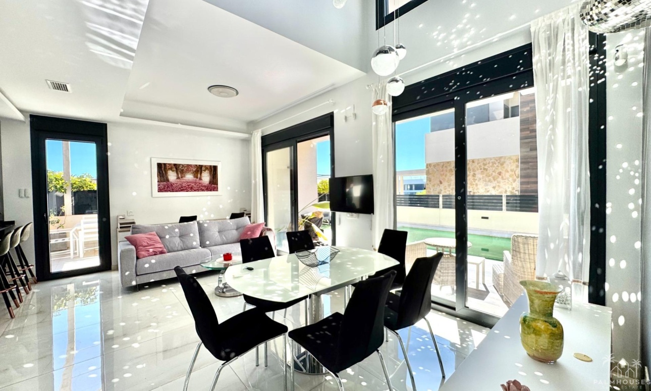 Herverkoop - Villa - Orihuela Costa - Lomas de Cabo Roig