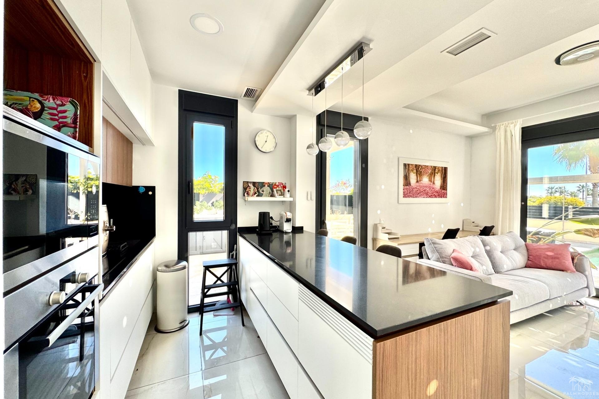 Herverkoop - Villa - Orihuela Costa - Lomas de Cabo Roig