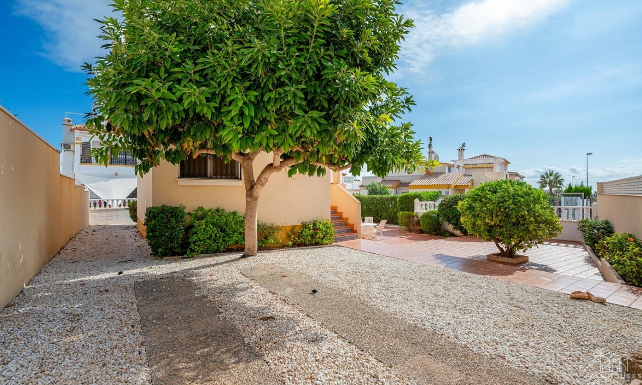 Herverkoop - Villa - Orihuela Costa - Los Dolses