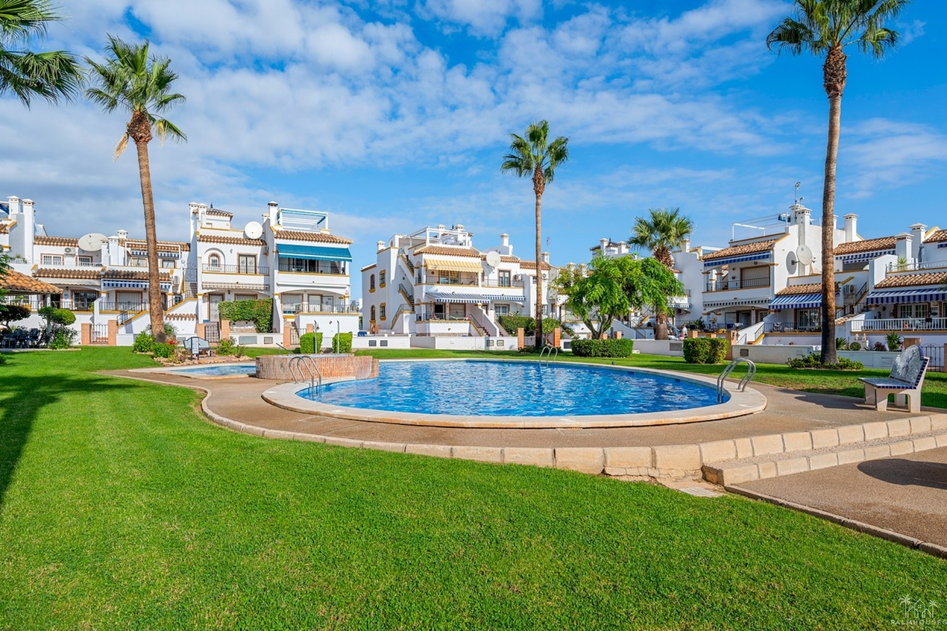 Herverkoop - Villa - Orihuela Costa - Los Dolses