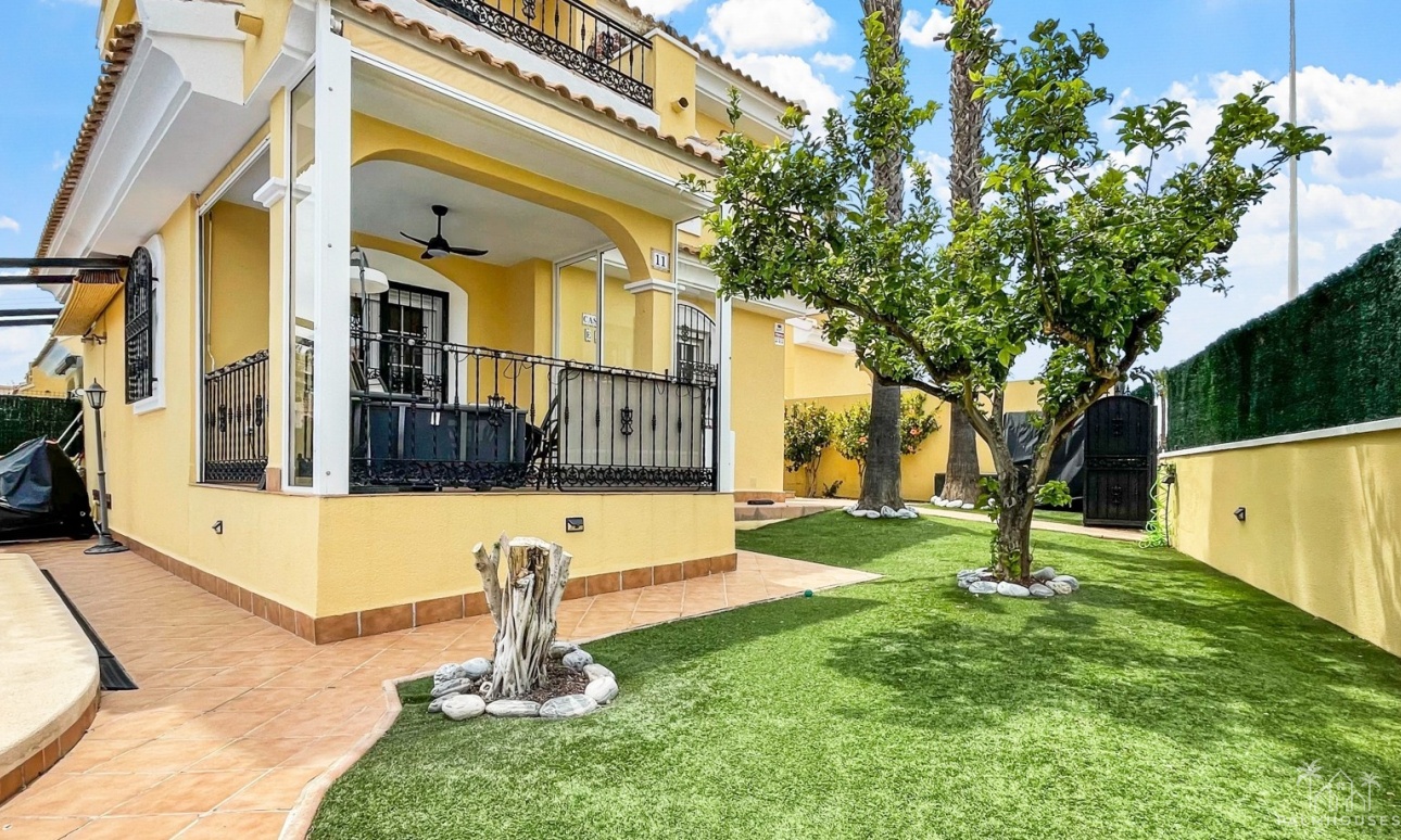 Herverkoop - Villa - Orihuela Costa - Los Dolses