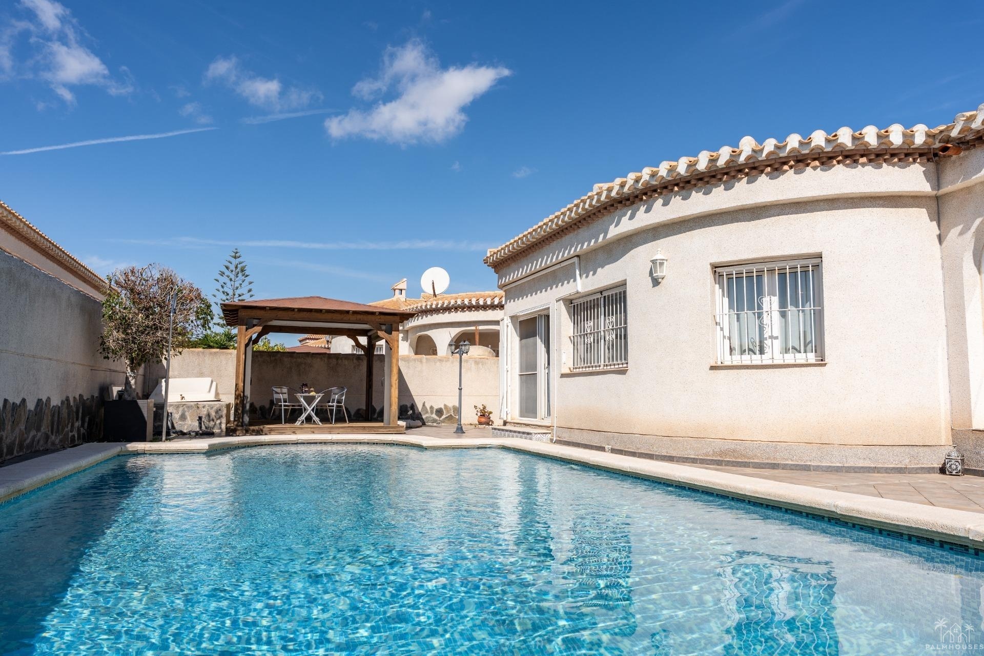 Herverkoop - Villa - Orihuela Costa - Playa Flamenca