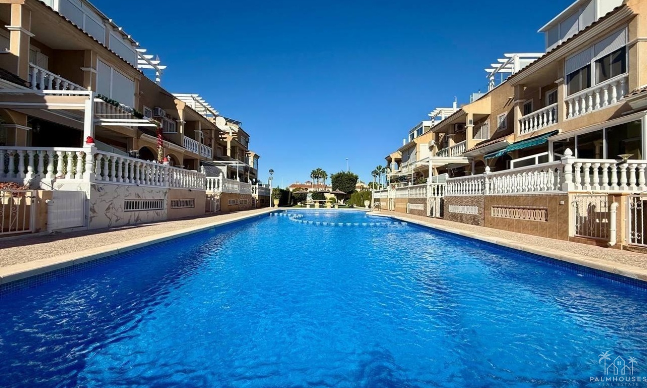Herverkoop - Villa - Orihuela Costa - Playa Flamenca
