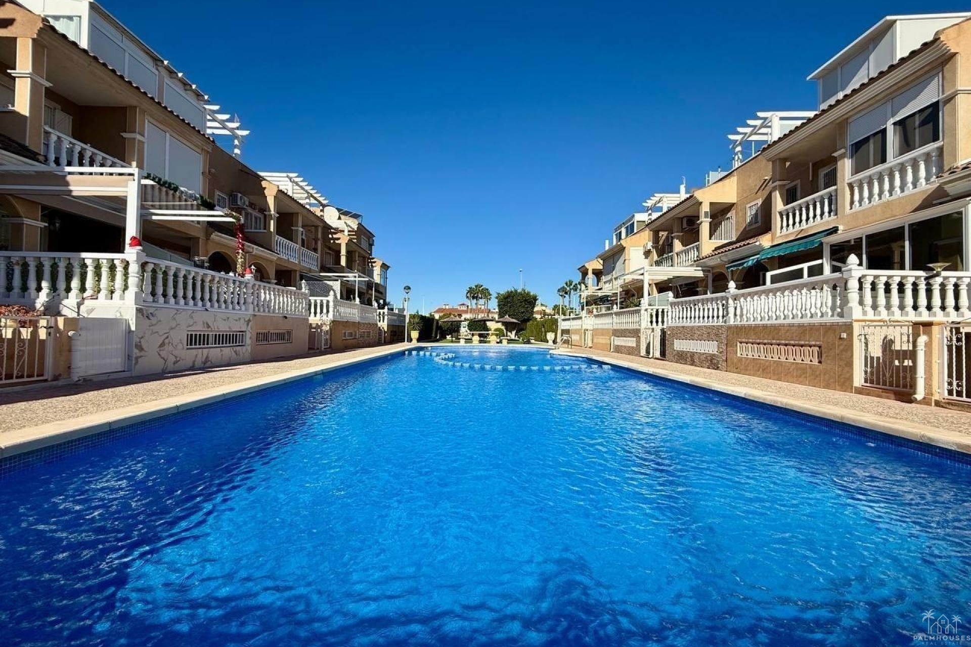 Herverkoop - Villa - Orihuela Costa - Playa Flamenca
