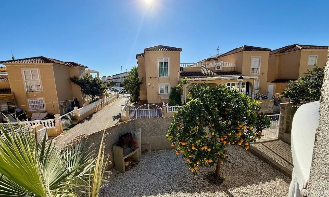 Herverkoop - Villa - Orihuela Costa - Playa Flamenca
