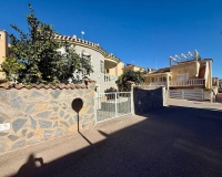 Herverkoop - Villa - Orihuela Costa - Playa Flamenca
