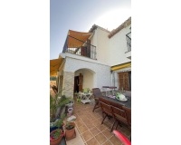 Herverkoop - Villa - Orihuela Costa - Punta Prima