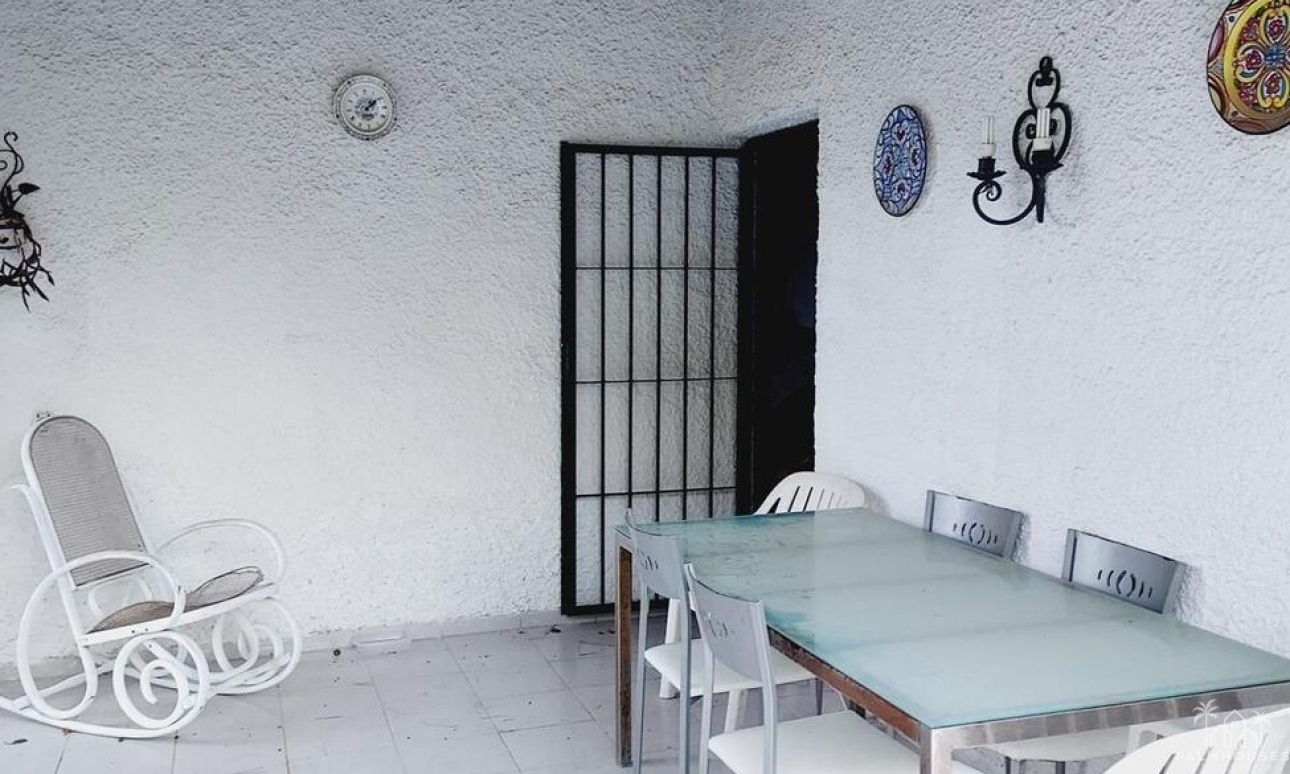 Herverkoop - Villa - Orihuela Costa - Punta Prima