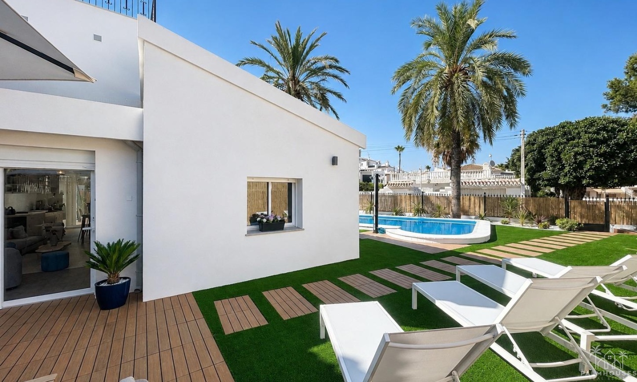 Herverkoop - Villa - Orihuela Costa - Punta Prima