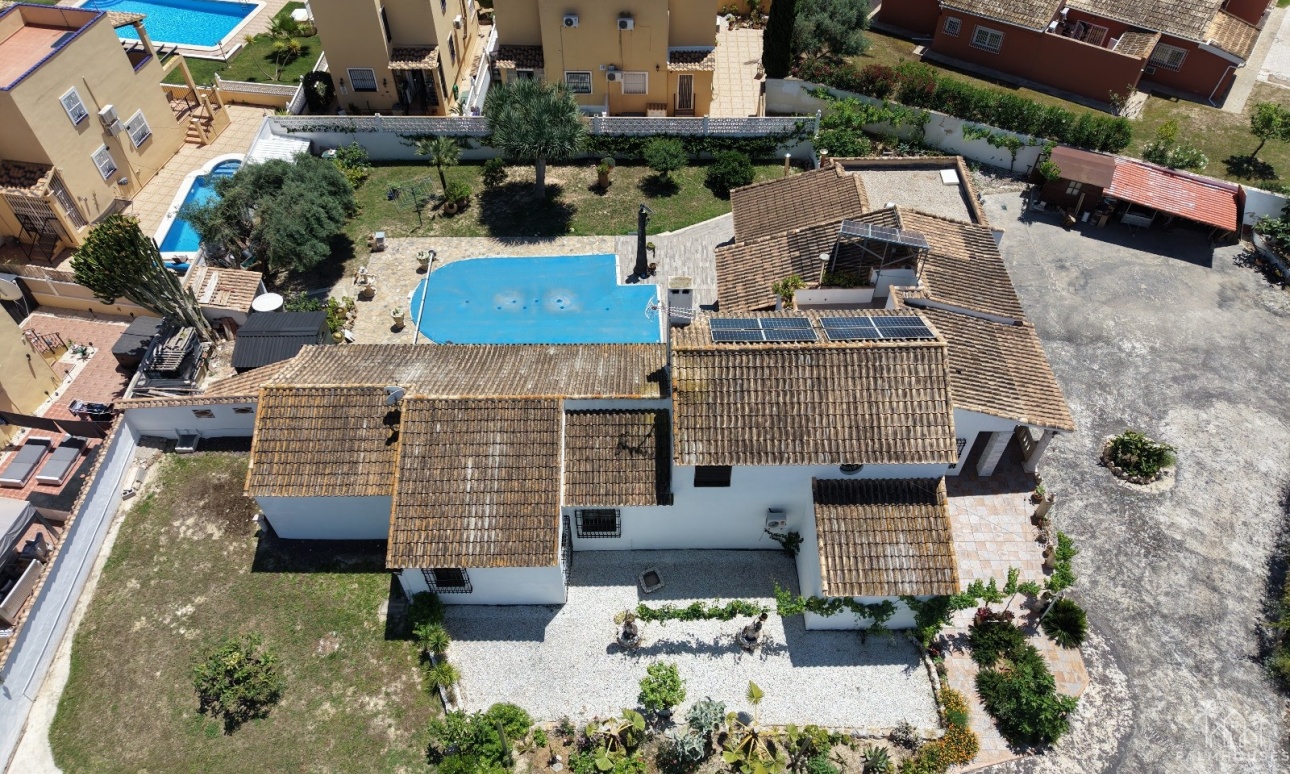 Herverkoop - Villa - Orihuela Costa - Villamartin