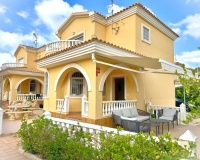 Herverkoop - Villa - Orihuela Costa - Villamartin