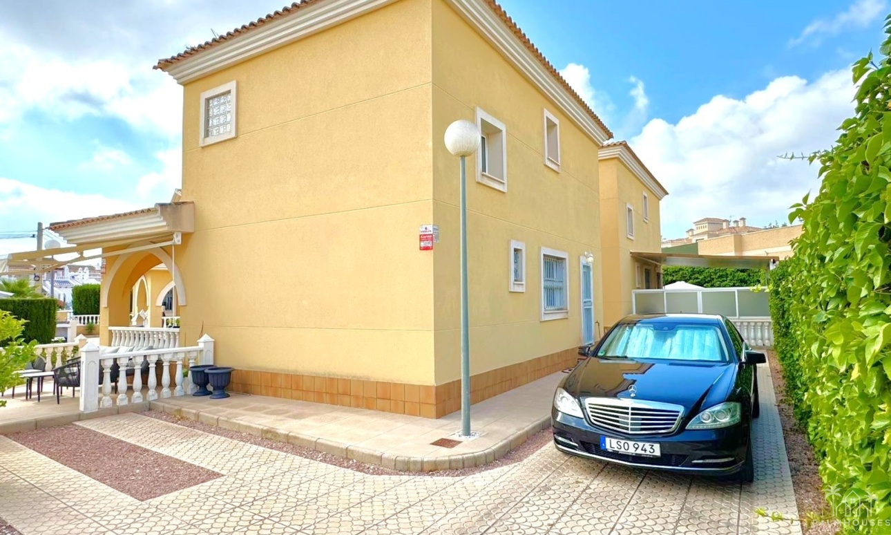 Herverkoop - Villa - Orihuela Costa - Villamartin