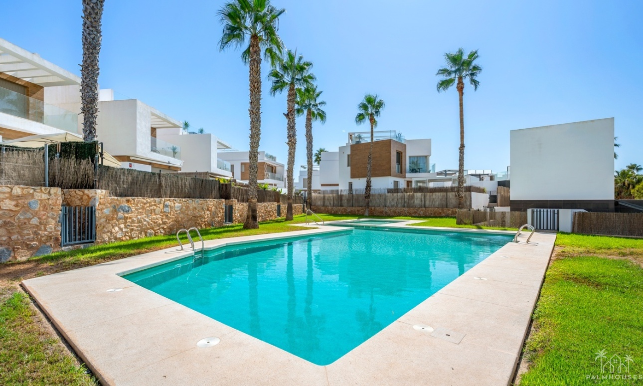 Herverkoop - Villa - Orihuela Costa - Villamartin