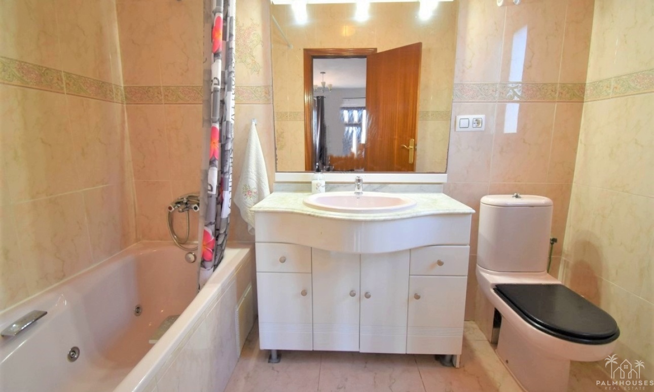 Herverkoop - Villa - Orihuela Costa - Villamartin