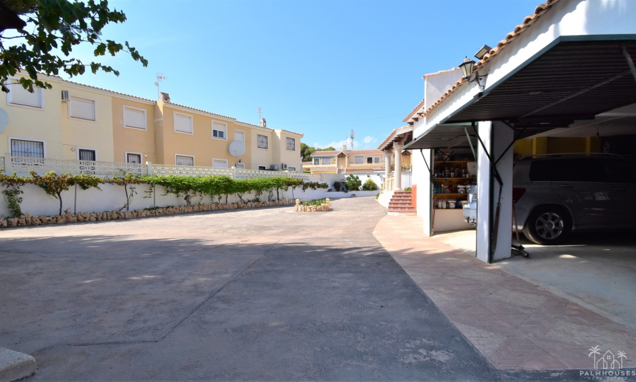 Herverkoop - Villa - Orihuela Costa - Villamartin