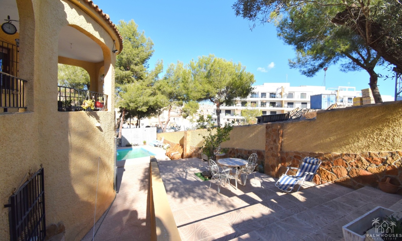 Herverkoop - Villa - Orihuela Costa - Villamartin