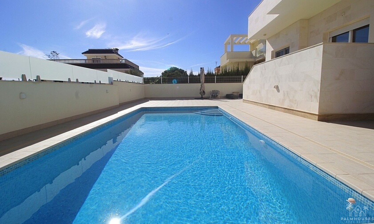 Herverkoop - Villa - Orihuela - La Zenia
