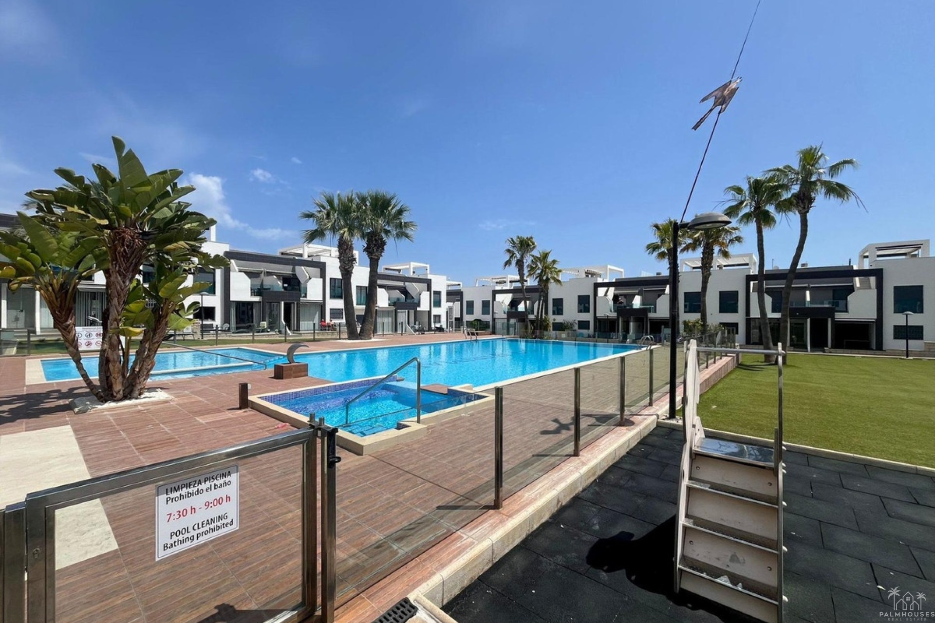 Herverkoop - Villa - Orihuela - La Zenia
