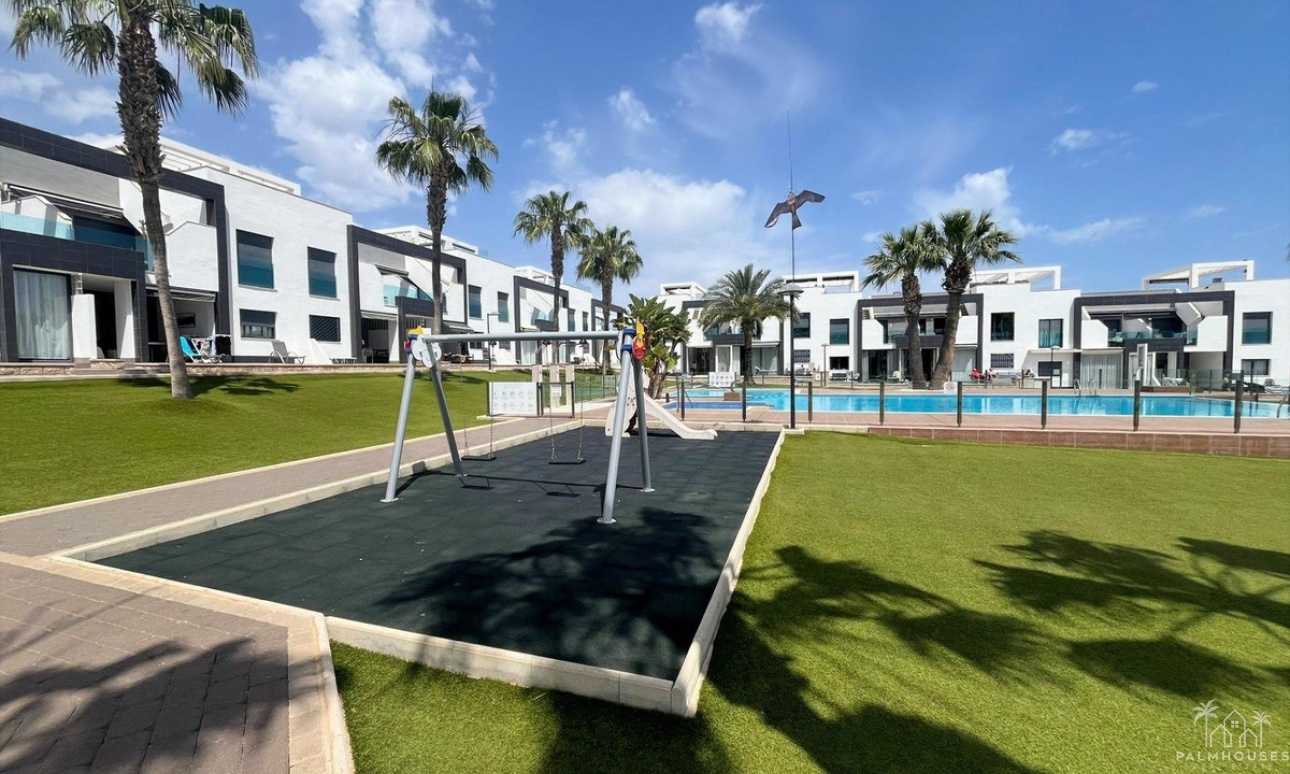 Herverkoop - Villa - Orihuela - La Zenia