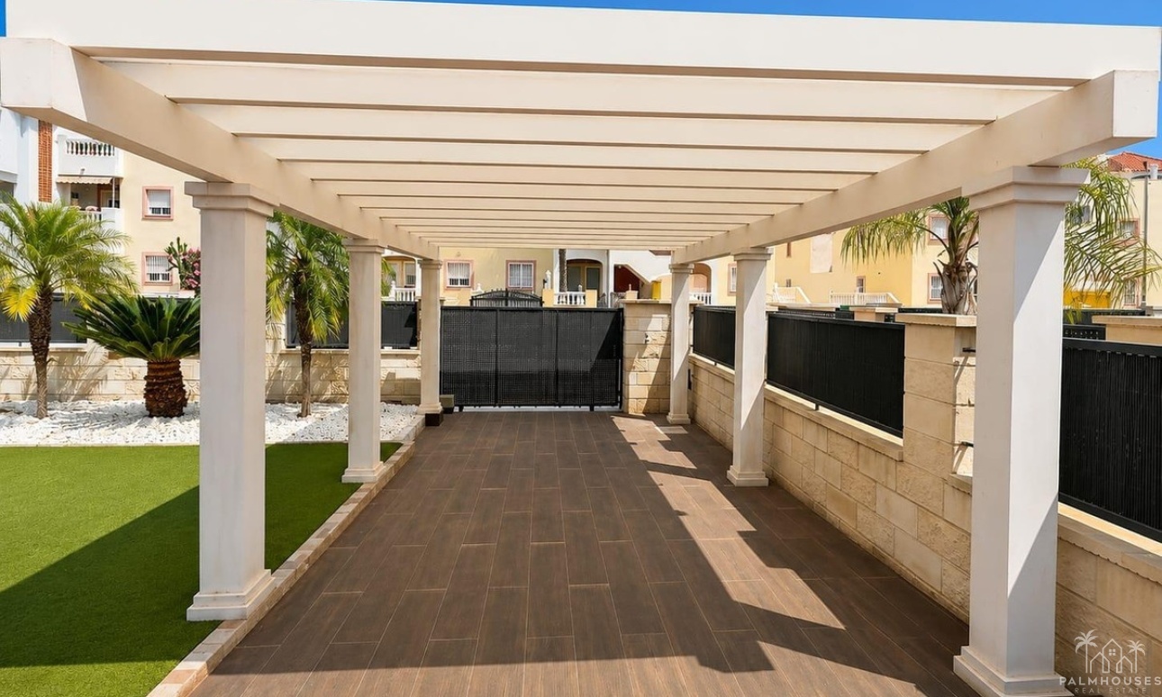 Herverkoop - Villa - Orihuela - La Zenia