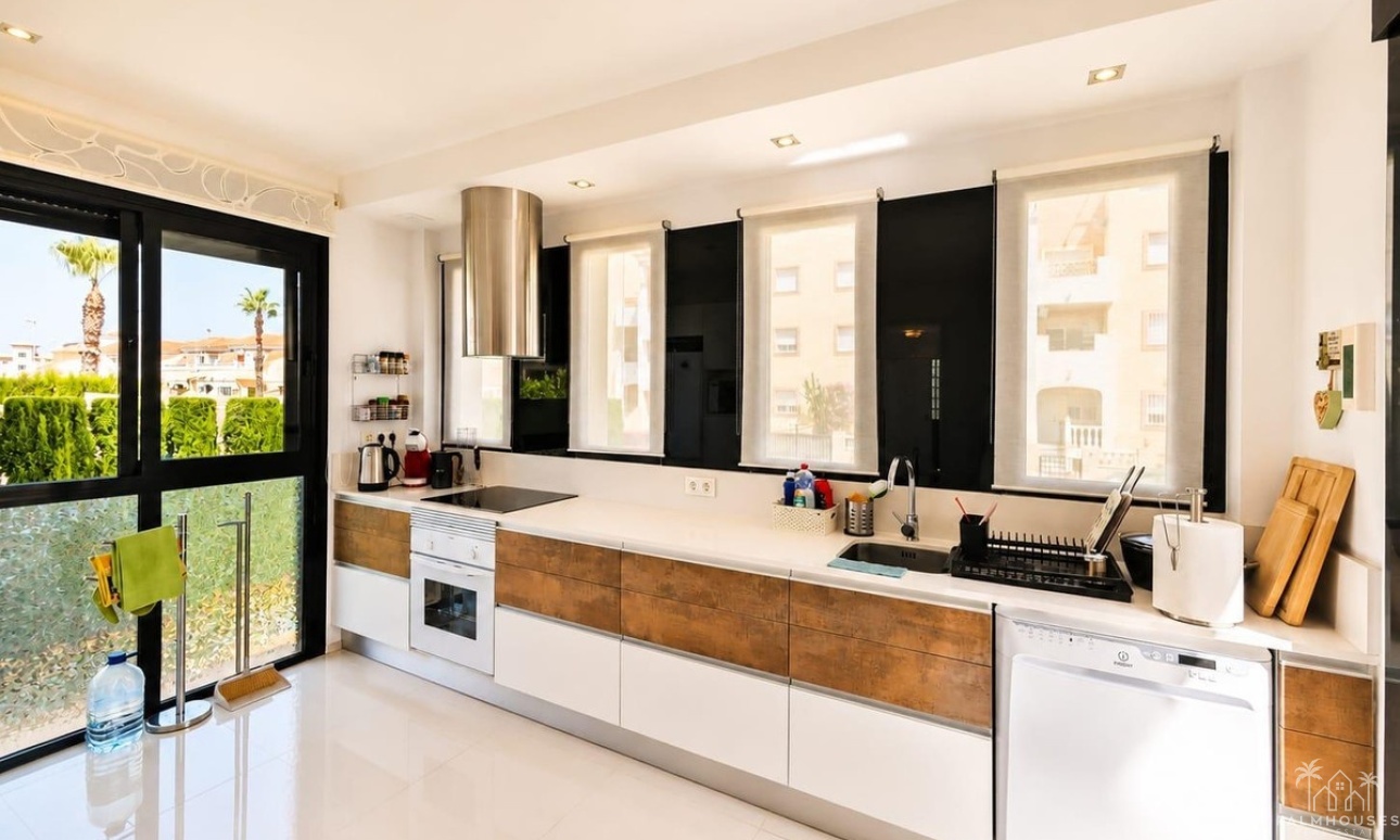 Herverkoop - Villa - Orihuela - La Zenia