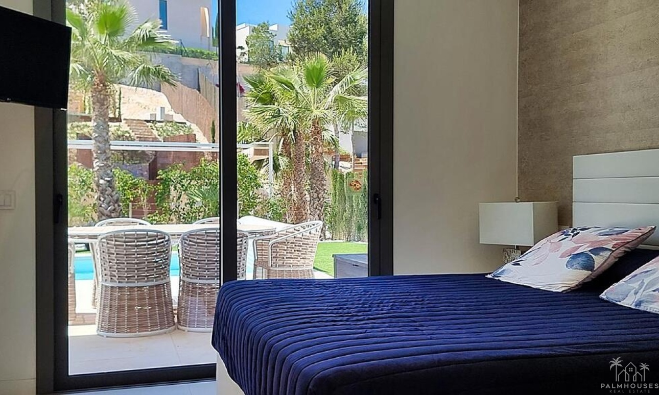 Herverkoop - Villa - Orihuela - Las Colinas