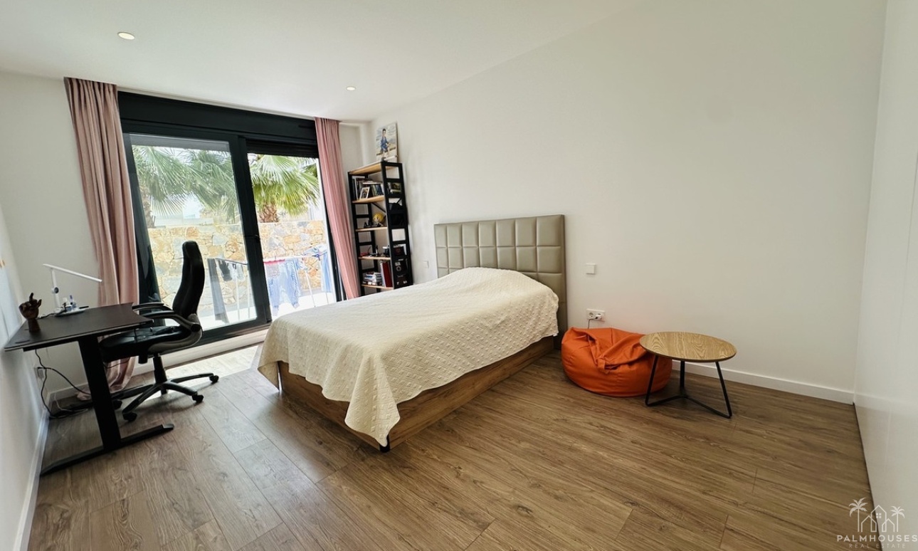 Herverkoop - Villa - Orihuela - Las Colinas