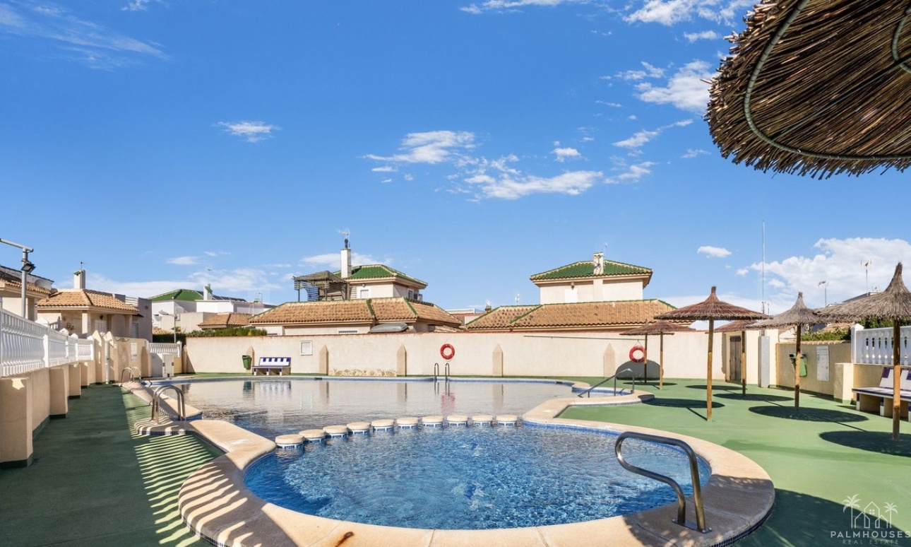 Herverkoop - Villa - Orihuela - Los Altos