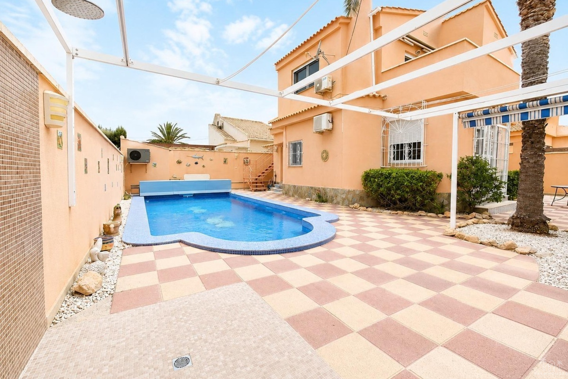 Herverkoop - Villa - Orihuela - Mil Palmeras