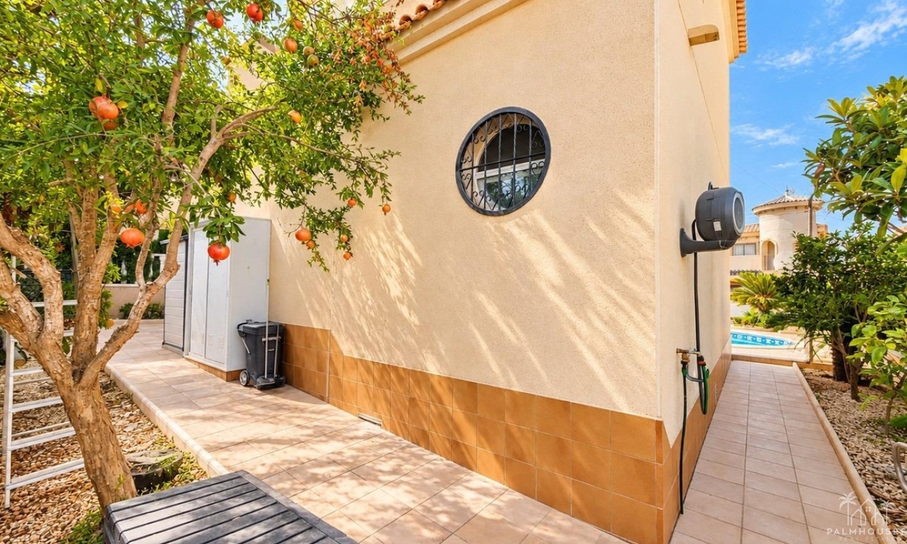 Herverkoop - Villa - Orihuela - Orihuela Costa