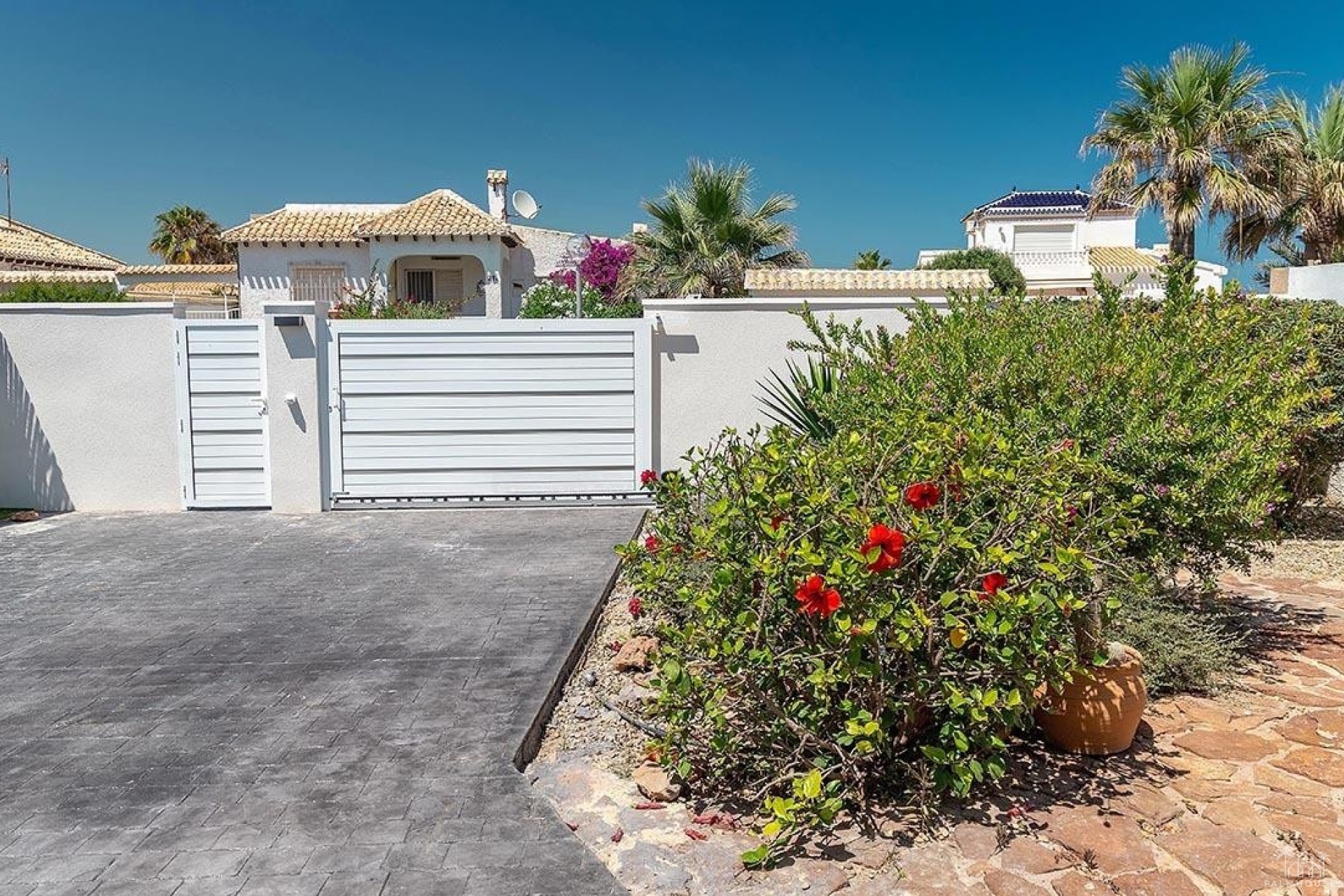 Herverkoop - Villa - Orihuela - Playa Flamenca