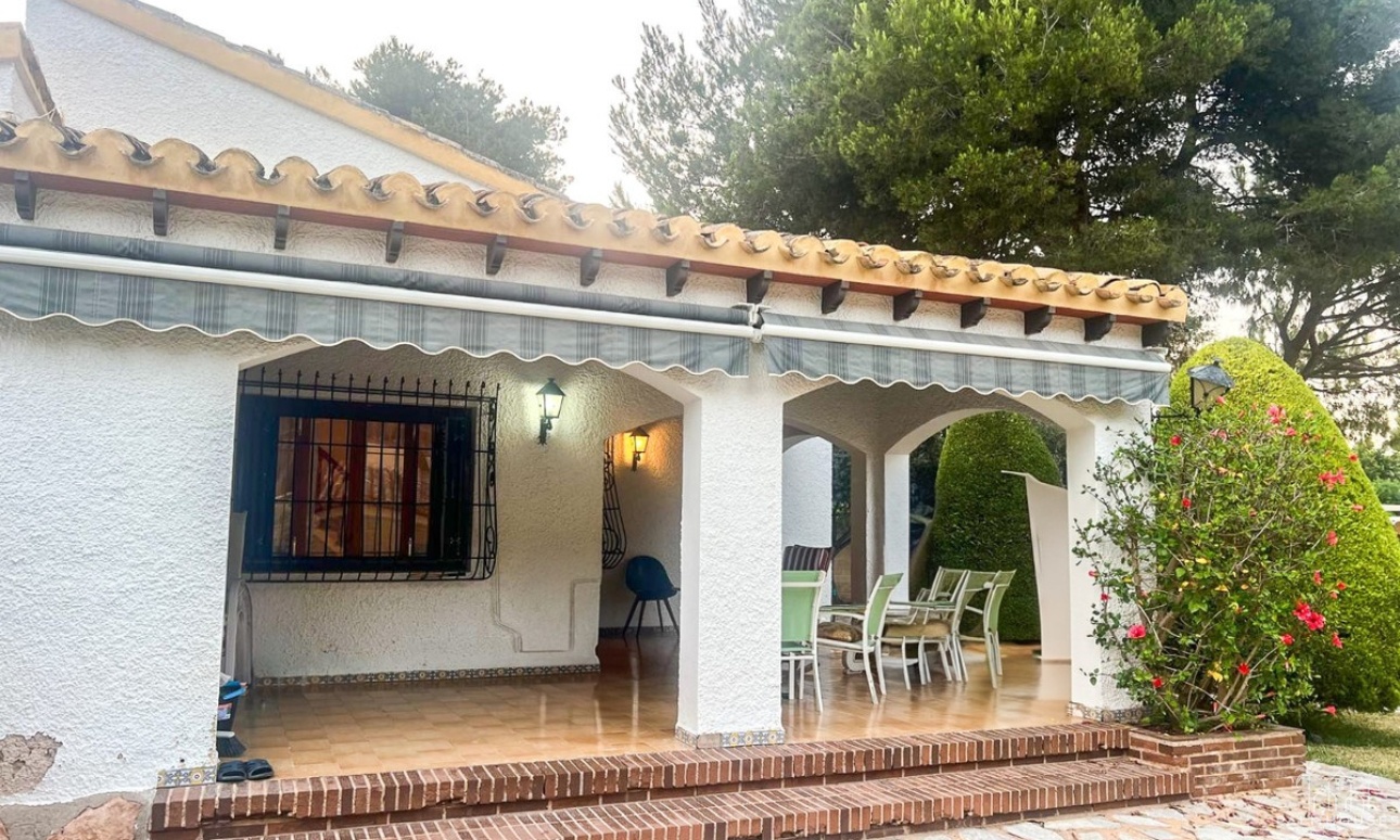 Herverkoop - Villa - Orihuela - Punta Prima
