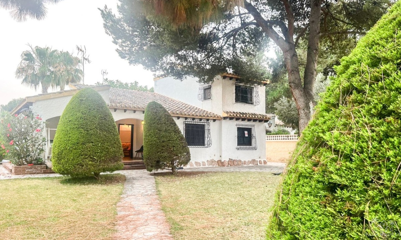 Herverkoop - Villa - Orihuela - Punta Prima