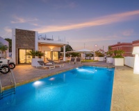 Herverkoop - Villa - Orihuela - Villamartin