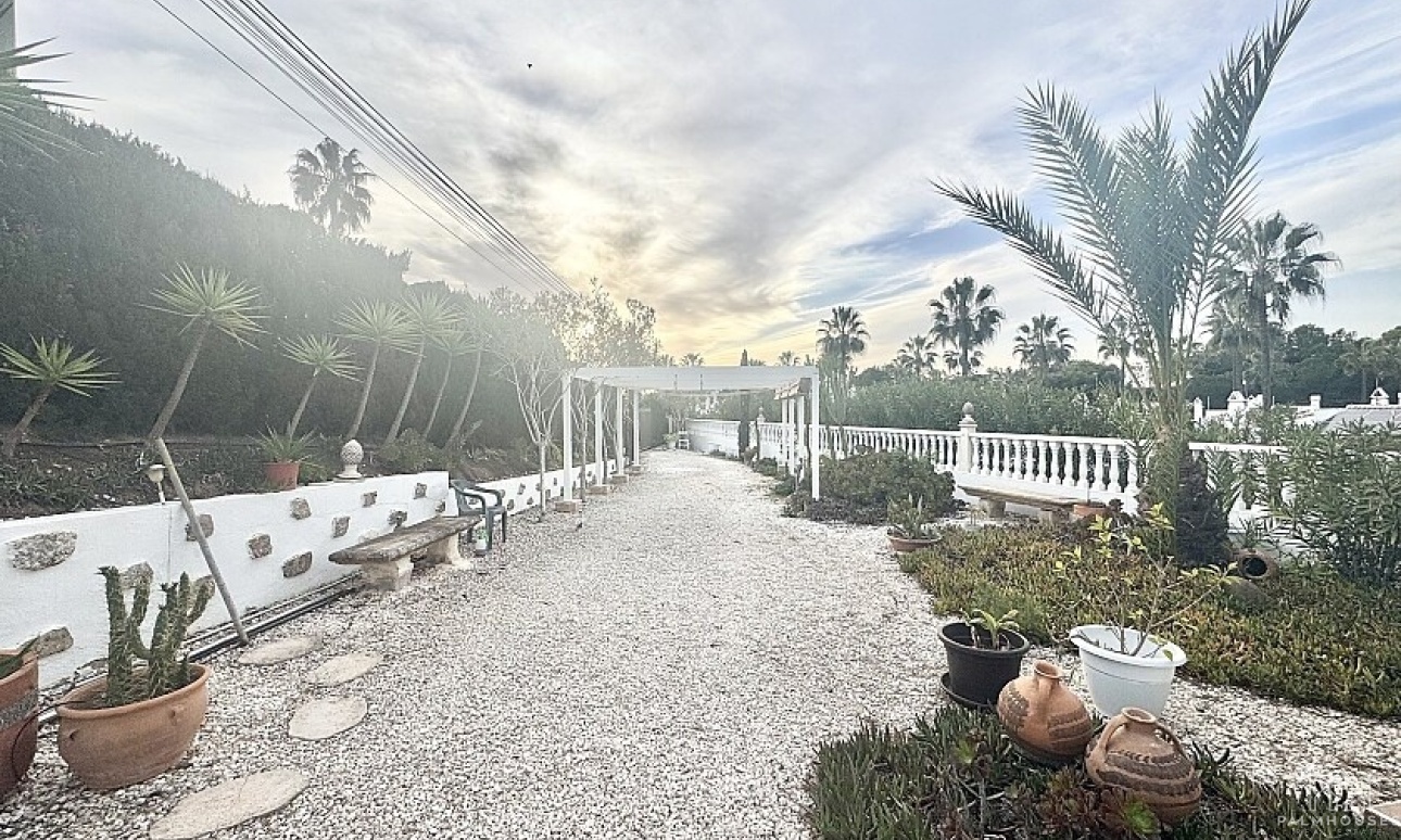Herverkoop - Villa - Orihuela - Villamartin