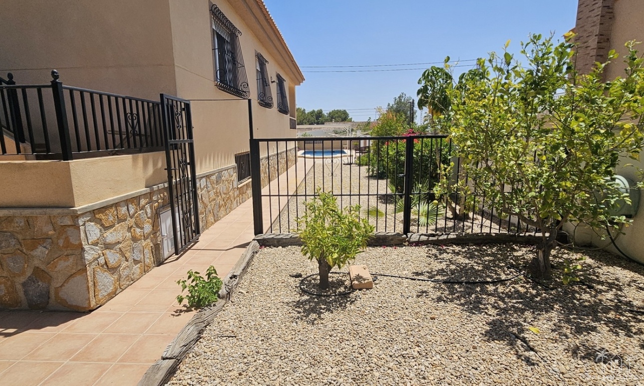 Herverkoop - Villa - Pinar de Campoverde - Inland