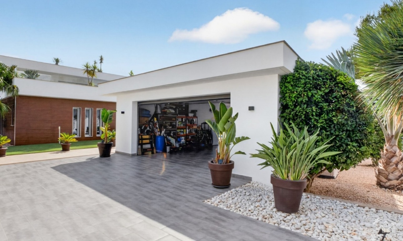 Herverkoop - Villa - Pinar de Campoverde - Inland