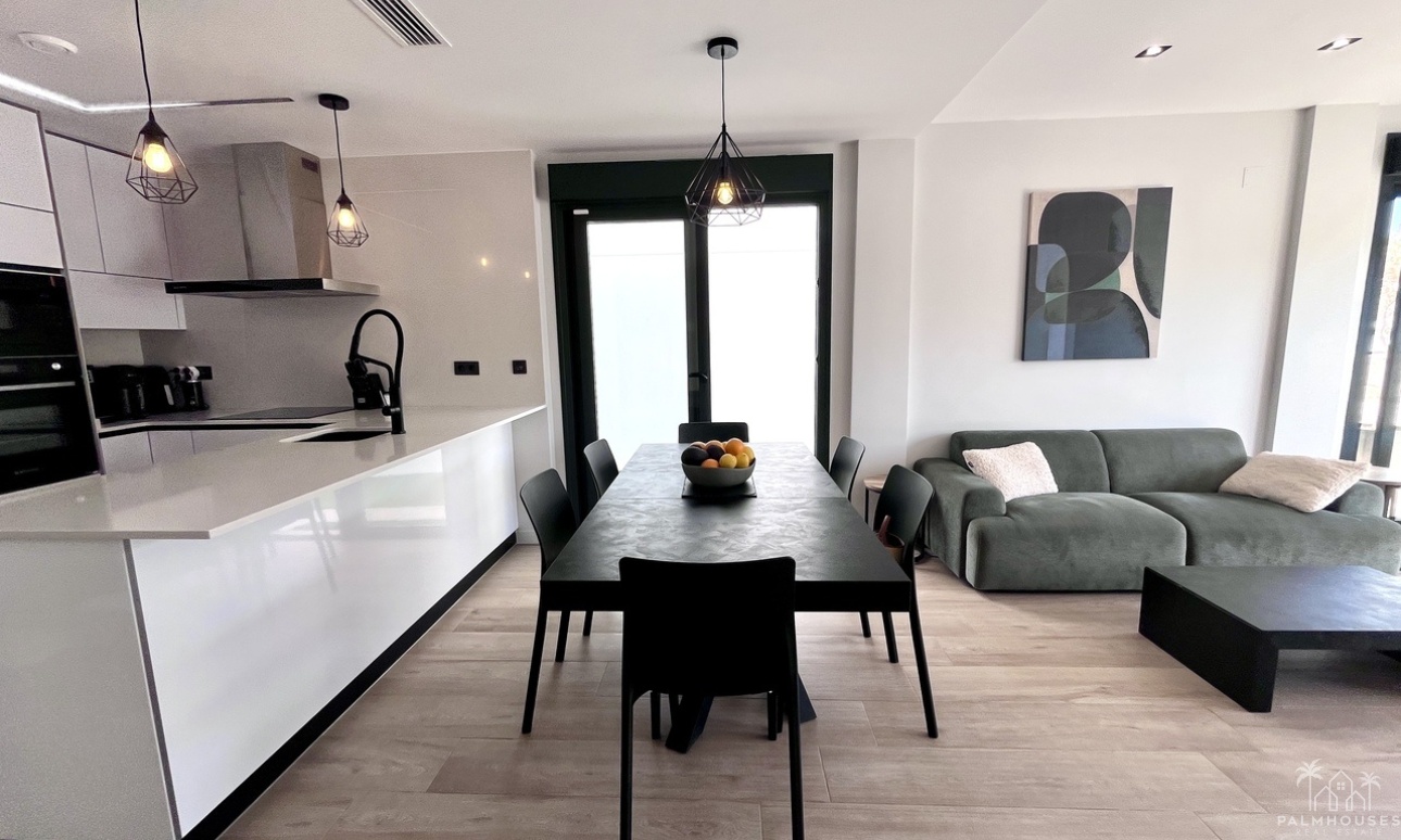 Herverkoop - Villa - Punta Prima - Costa Blanca