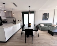 Herverkoop - Villa - Punta Prima - Costa Blanca