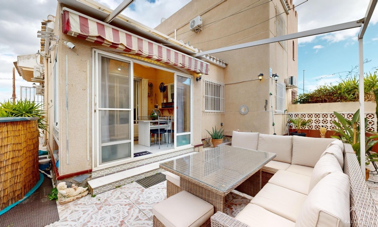 Herverkoop - Villa - San Miguel de Salinas - 03193