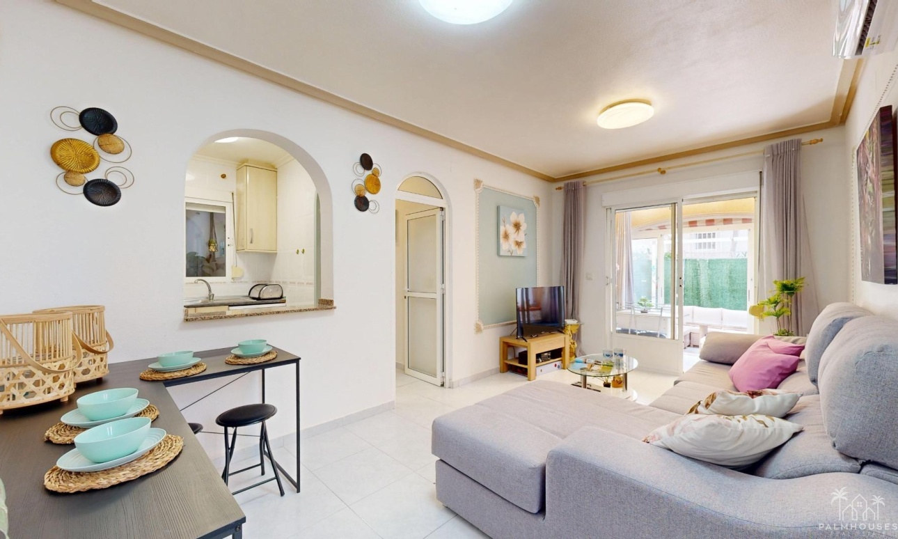 Herverkoop - Villa - San Miguel de Salinas - 03193