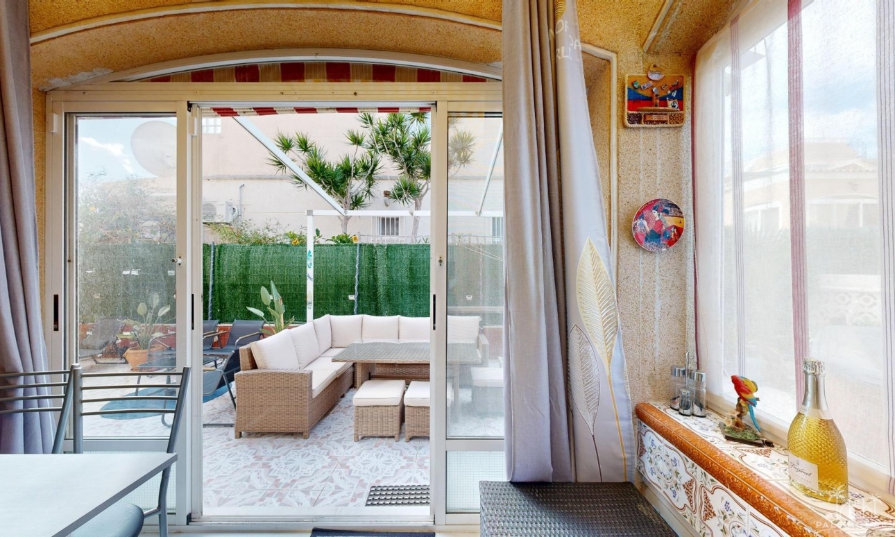 Herverkoop - Villa - San Miguel de Salinas - 03193