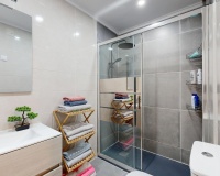 Herverkoop - Villa - San Miguel de Salinas - 03193