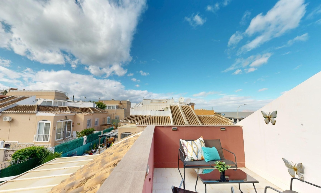 Herverkoop - Villa - San Miguel de Salinas - 03193