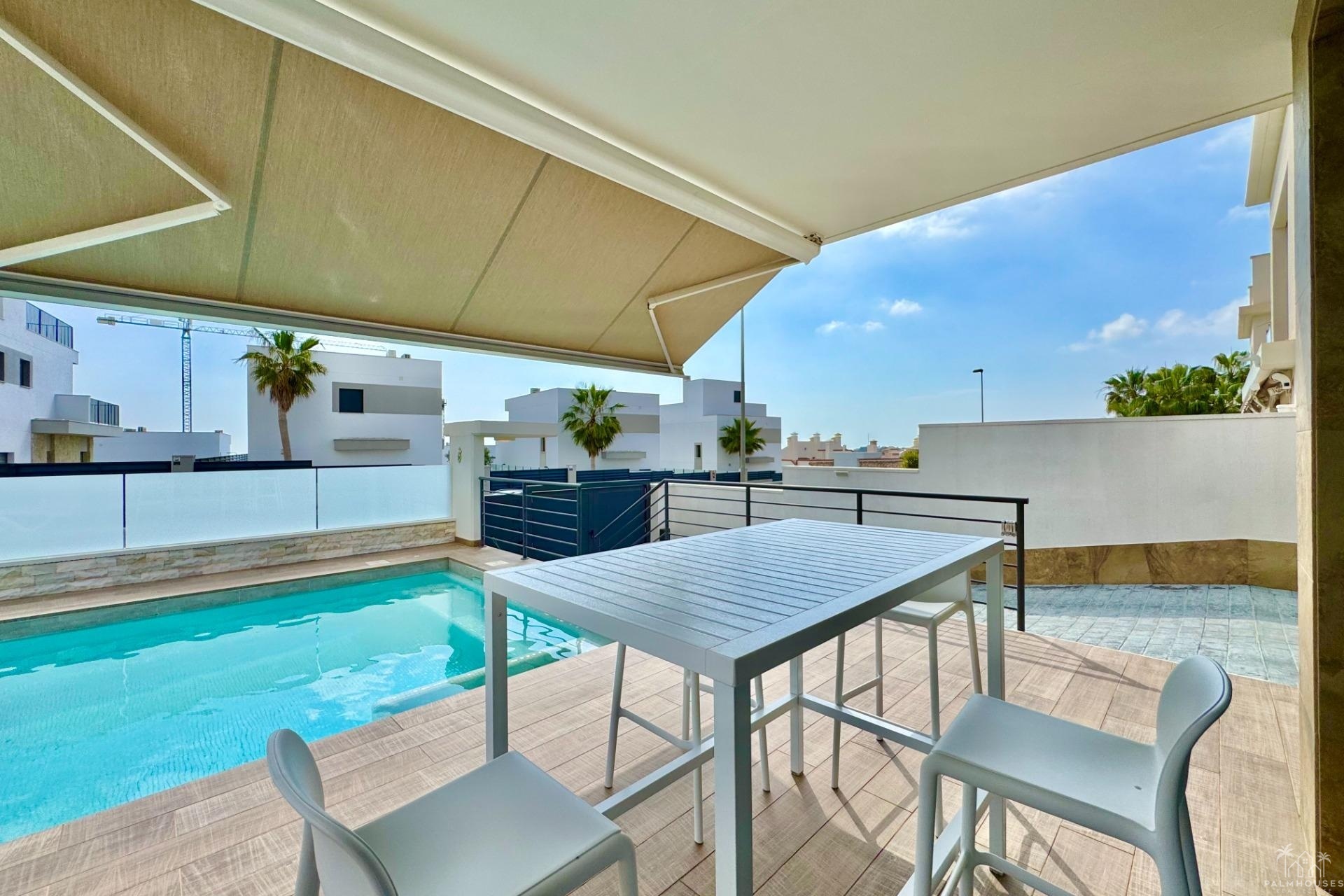 Herverkoop - Villa - San Miguel de Salinas - Bellavista