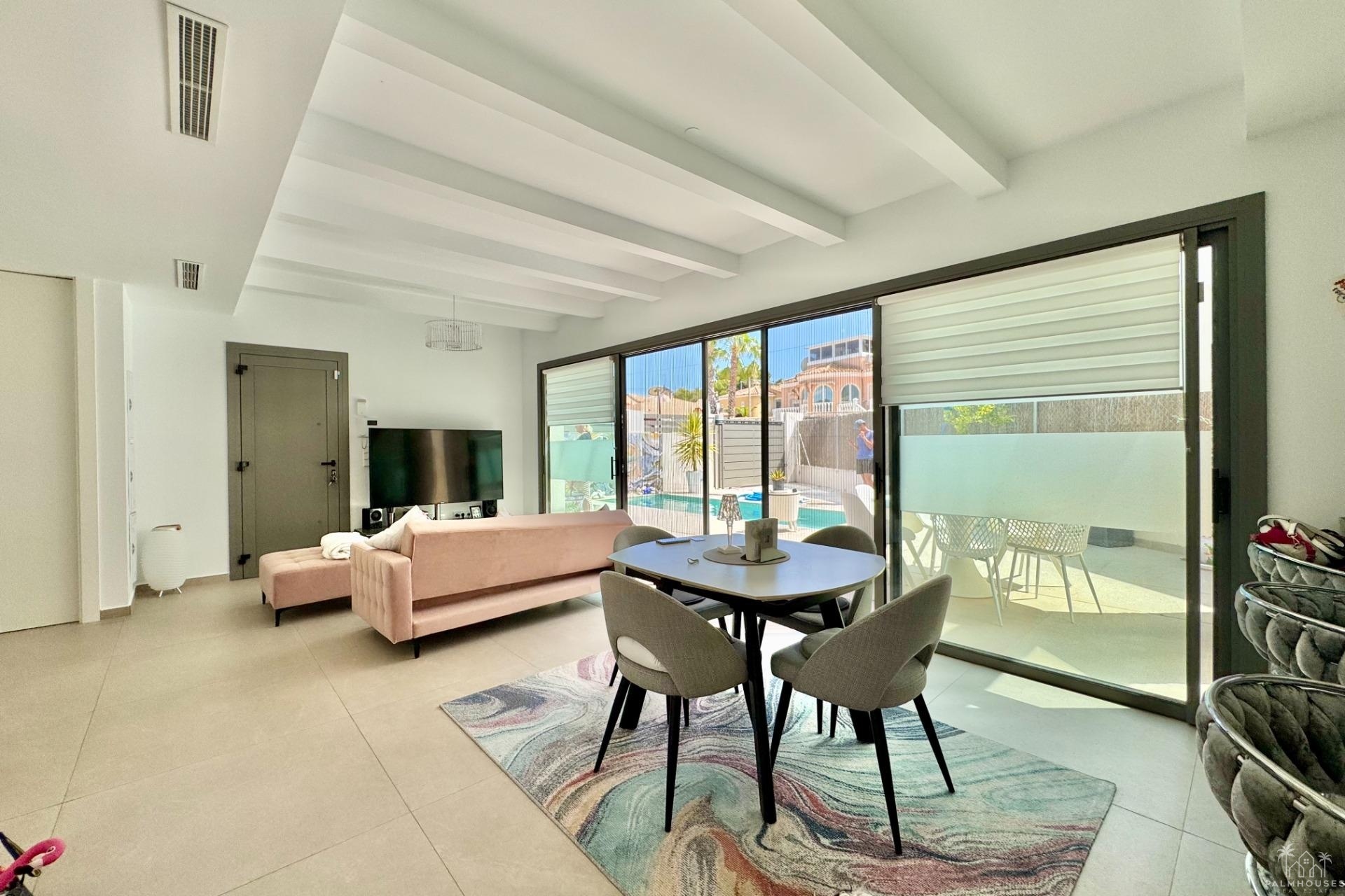 Herverkoop - Villa - San Miguel de Salinas - Blue Lagoon - Galán