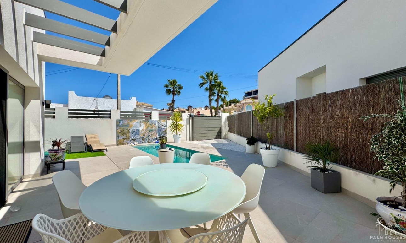 Herverkoop - Villa - San Miguel de Salinas - Blue Lagoon - Galán