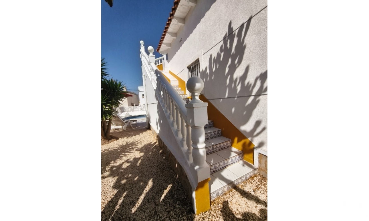 Herverkoop - Villa - San Miguel de Salinas - Blue Lagoon